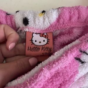 Hello Kitty pink robe